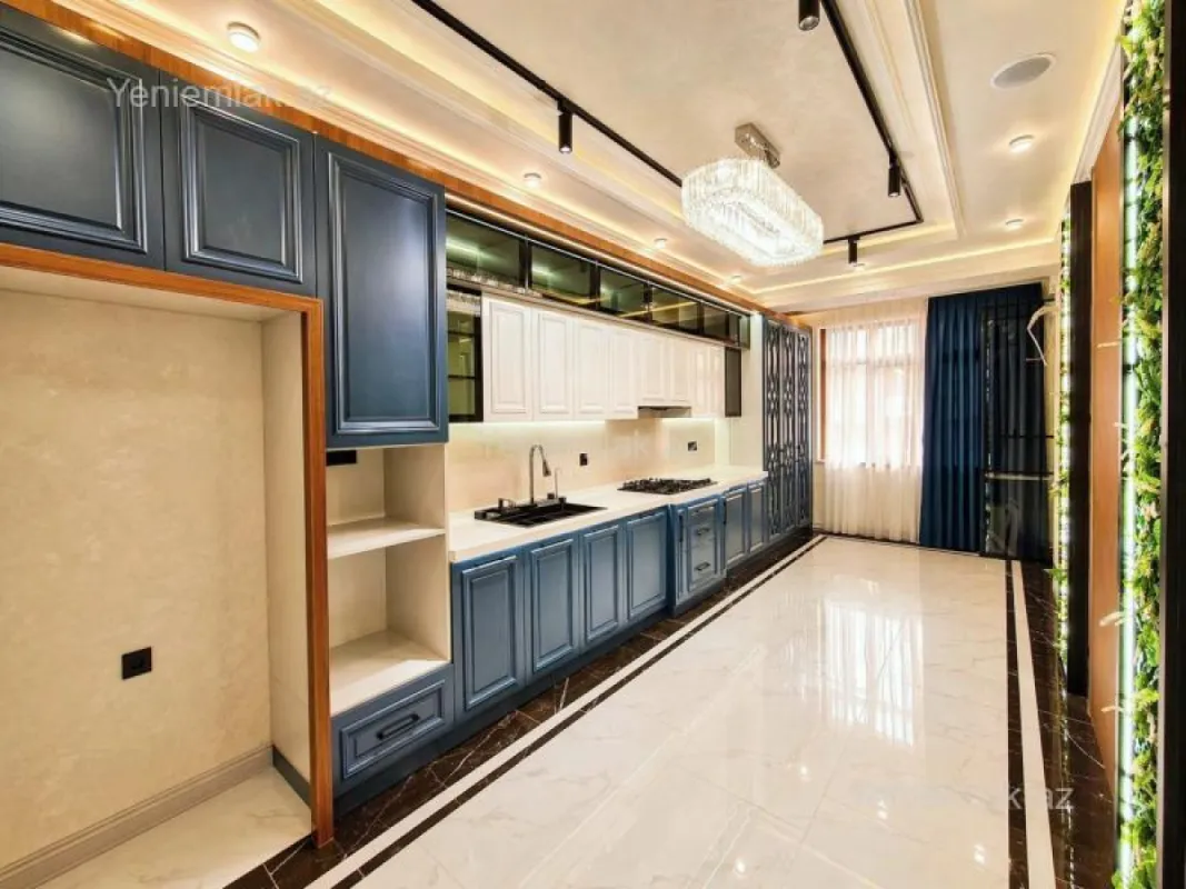 Satılır 3 otaqlı yeni tikili 160 m²