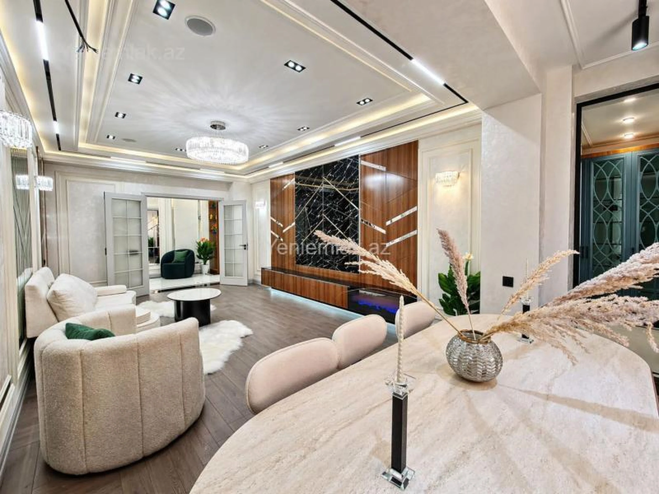 Satılır 3 otaqlı yeni tikili 160 m²