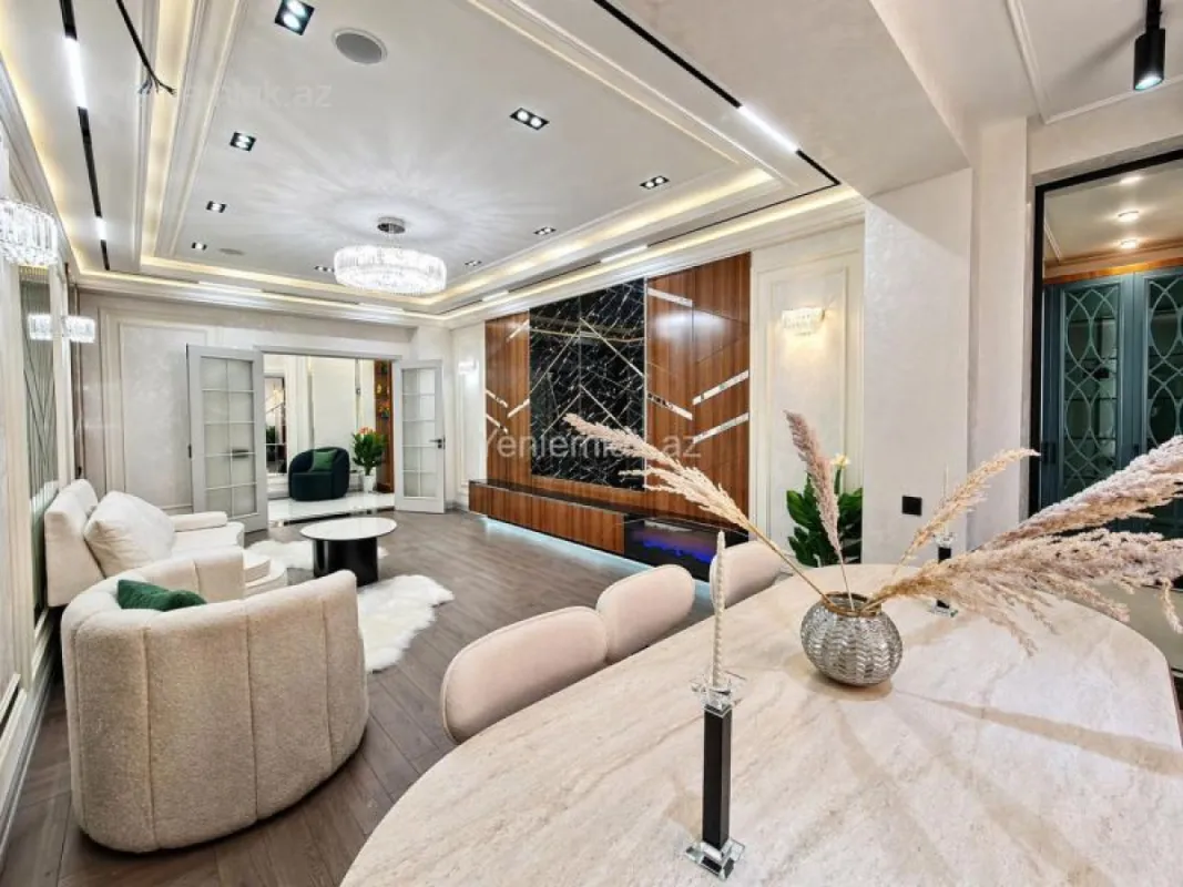 Satılır 3 otaqlı yeni tikili 160 m²