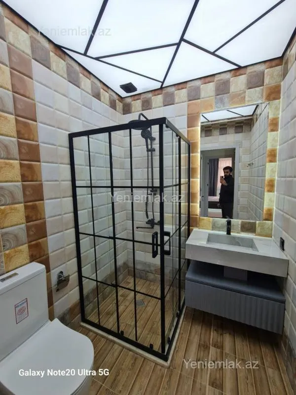 Satılır 3 otaqlı yeni tikili 160 m²