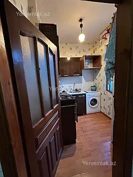 Satılır 2 otaqlı köhnə tikili 35 m²
