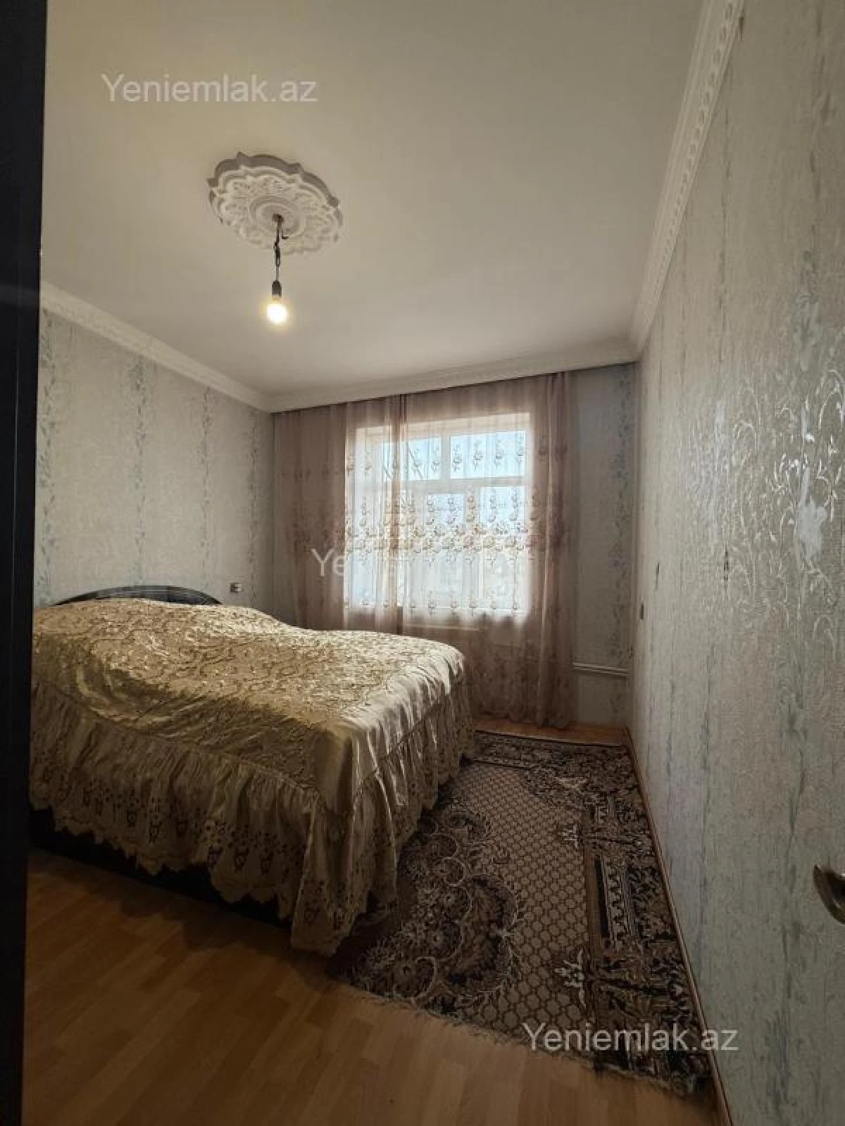 Satılır 3 otaqlı köhnə tikili 80 m²