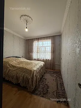 Satılır 3 otaqlı köhnə tikili 80 m²