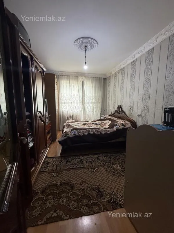 Satılır 3 otaqlı köhnə tikili 80 m²