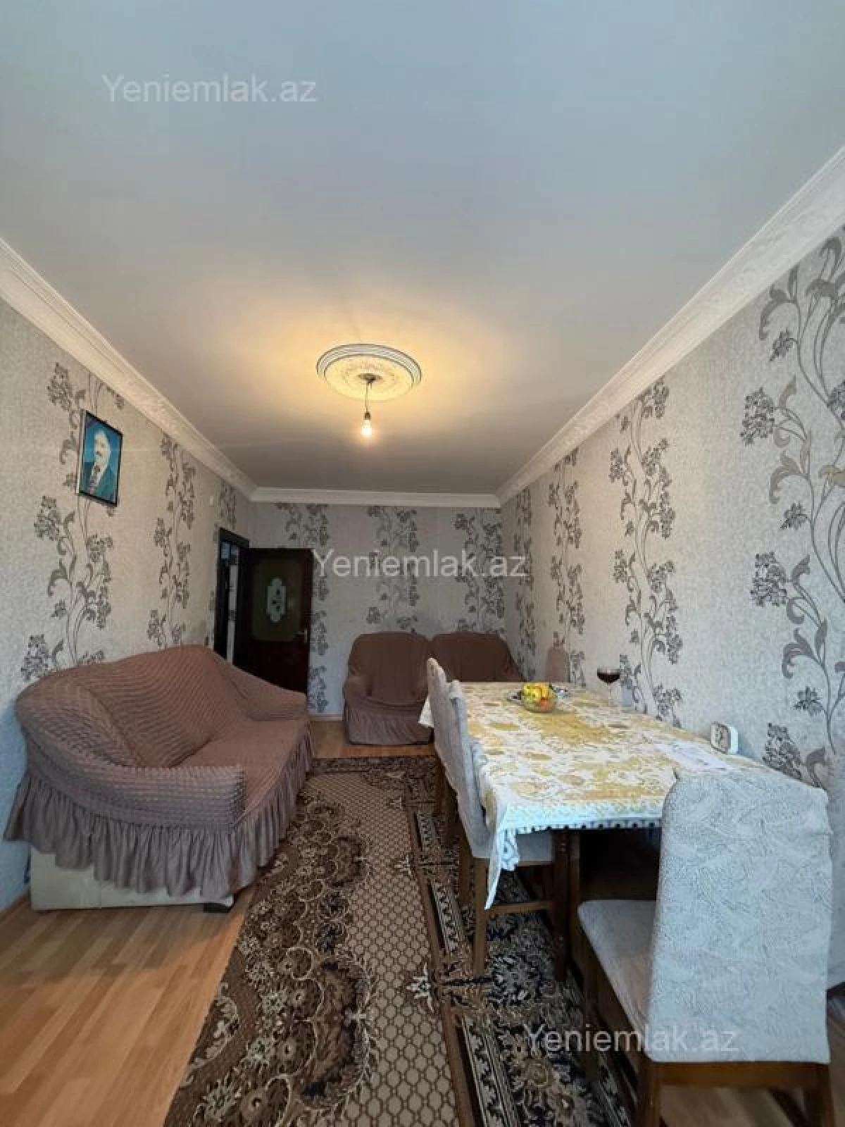 Satılır 3 otaqlı köhnə tikili 80 m²