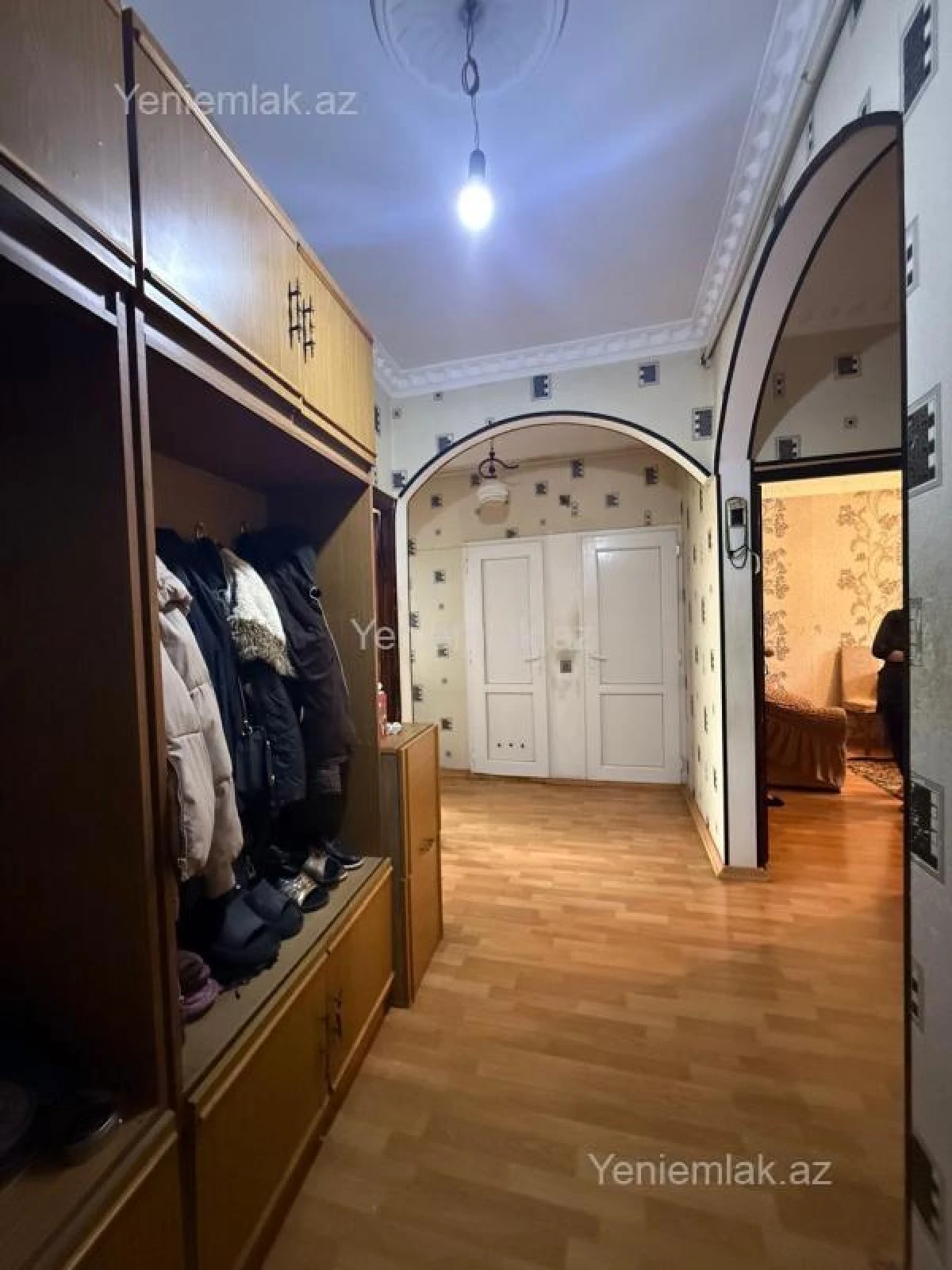 Satılır 3 otaqlı köhnə tikili 80 m²