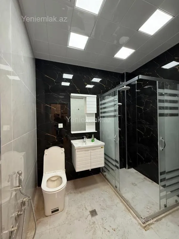 Satılır 2 otaqlı yeni tikili 65 m²