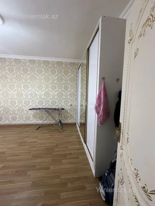Satılır 4 otaqlı həyət evi 132 m²