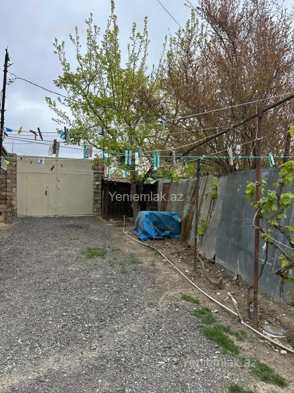 Satılır 4 otaqlı həyət evi 132 m²