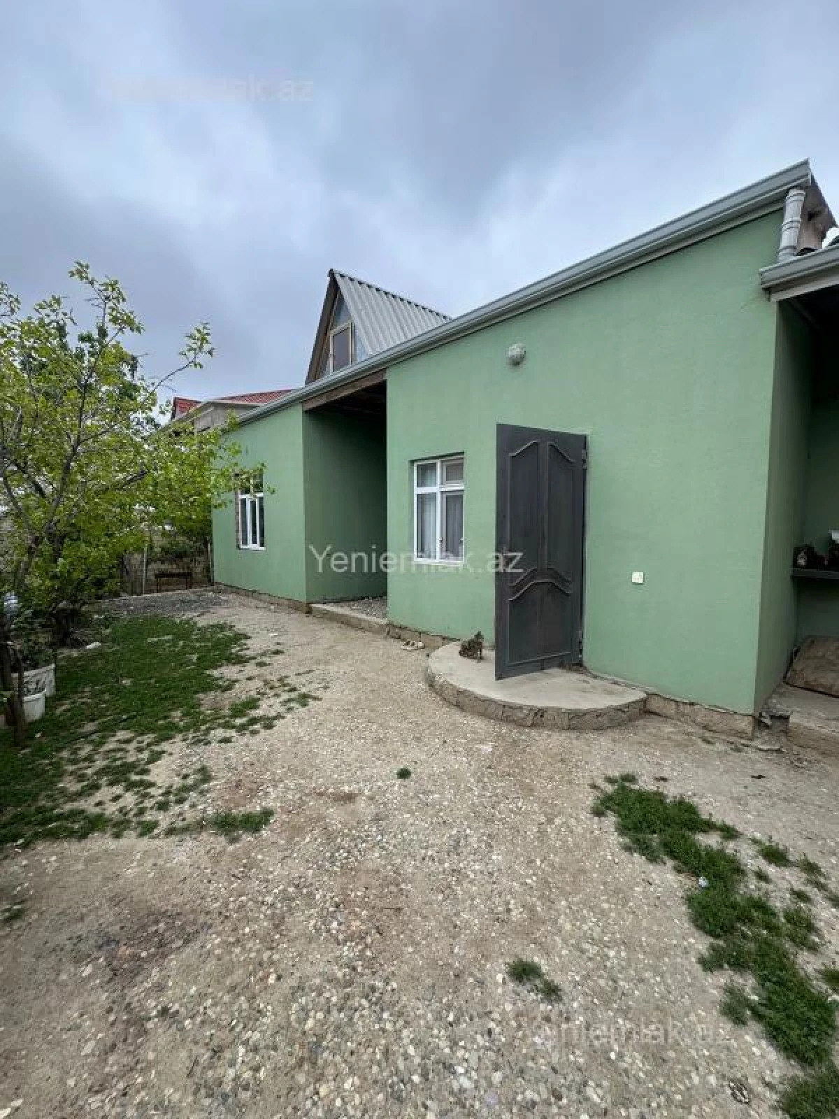 Satılır 4 otaqlı həyət evi 132 m²