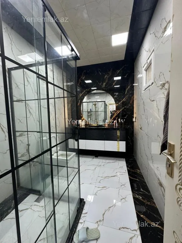 Satılır 4 otaqlı həyət evi 132 m²