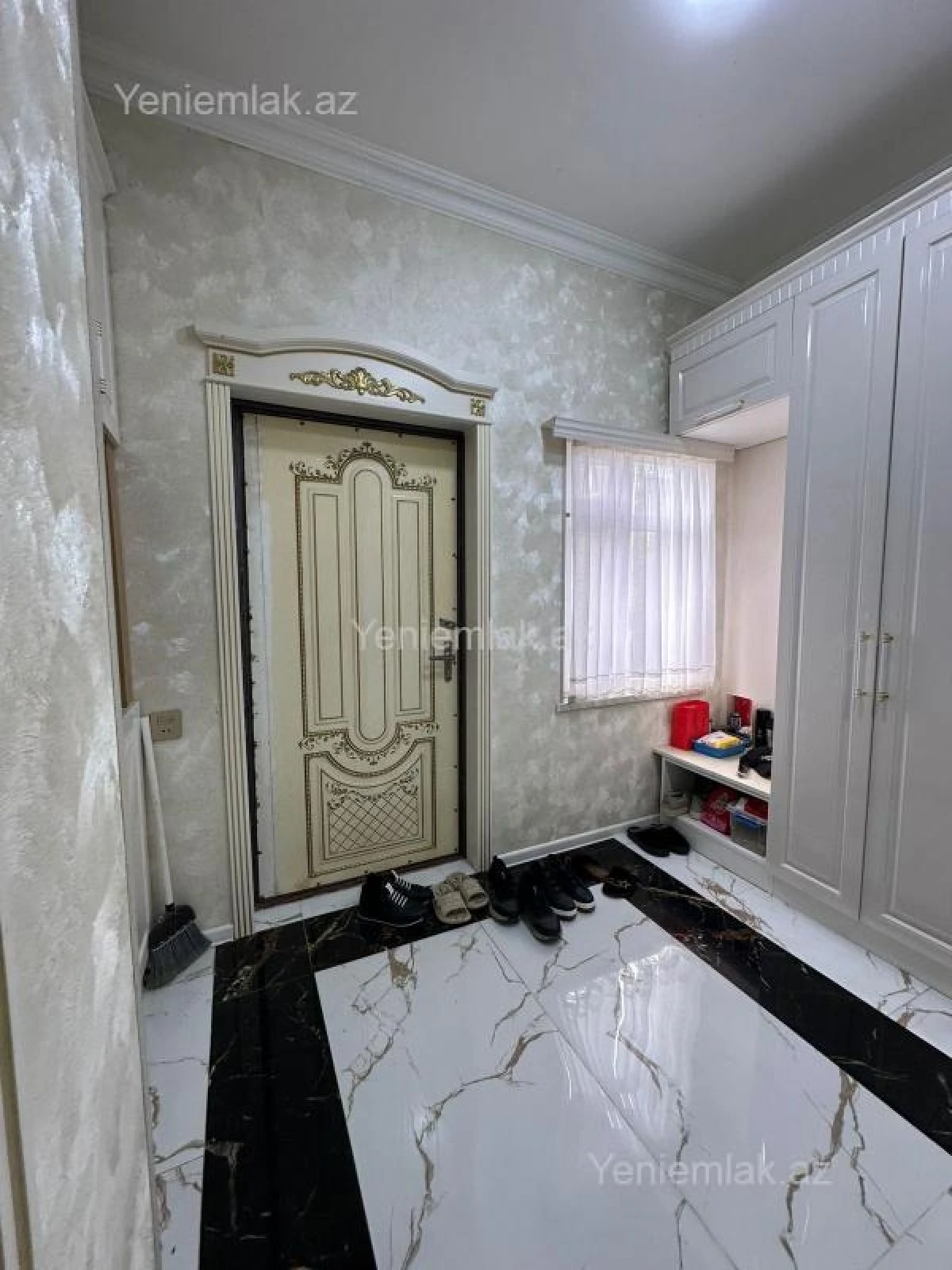 Satılır 4 otaqlı həyət evi 132 m²