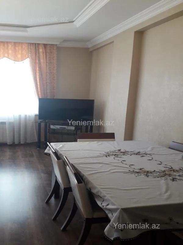 Satılır 2 otaqlı yeni tikili 85 m²