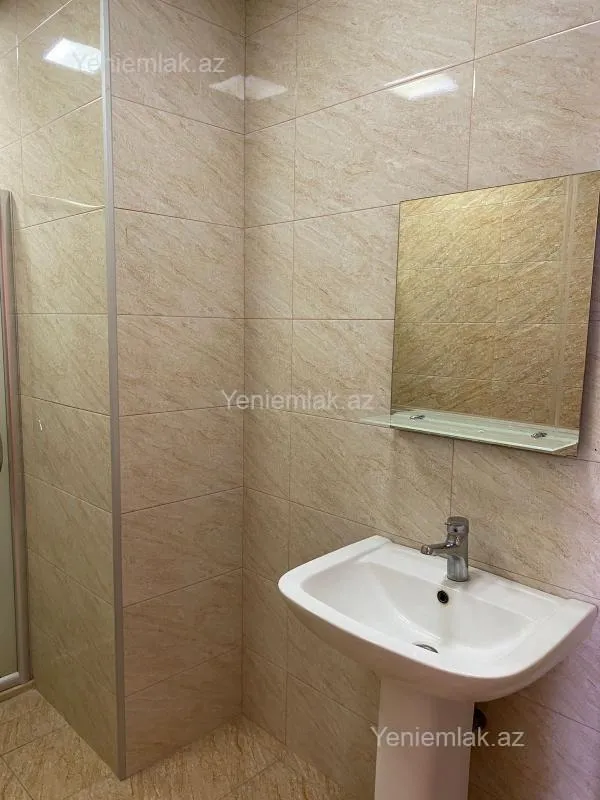 Satılır 2 otaqlı yeni tikili 85 m²