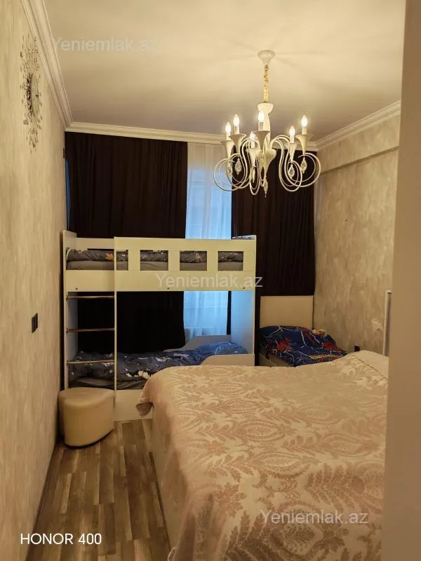 Satılır 2 otaqlı yeni tikili 77 m²
