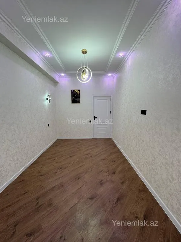 Satılır 3 otaqlı yeni tikili 90 m²