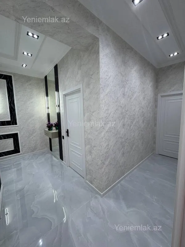 Satılır 3 otaqlı yeni tikili 90 m²