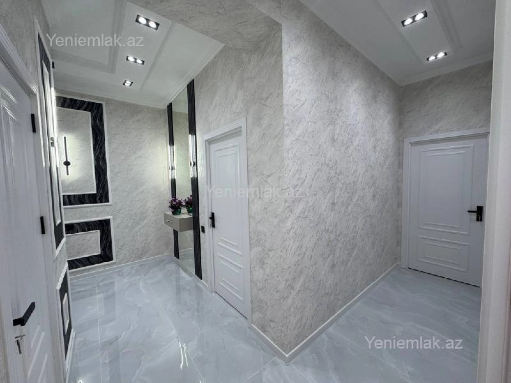 Satılır 3 otaqlı yeni tikili 90 m²