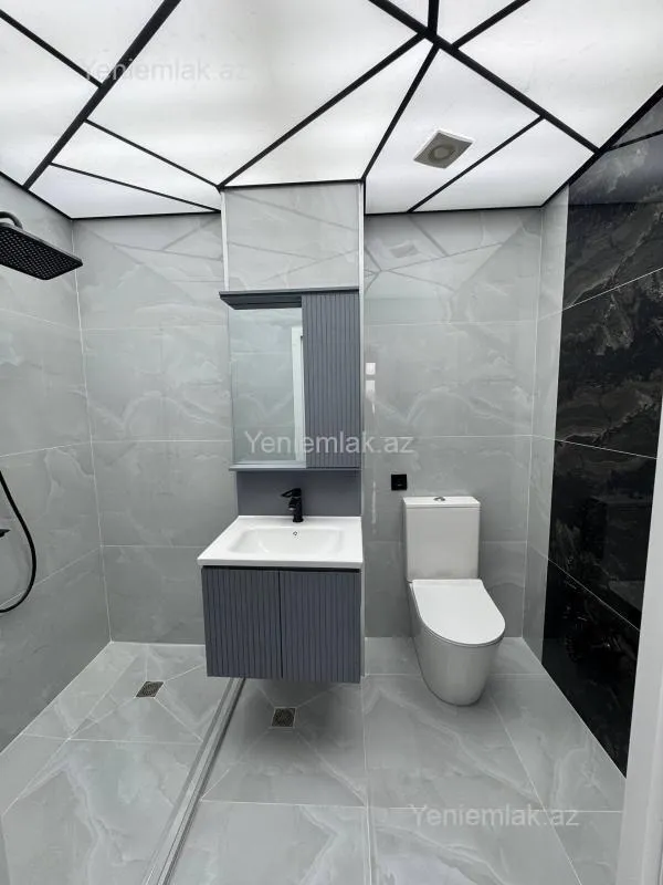 Satılır 3 otaqlı yeni tikili 90 m²