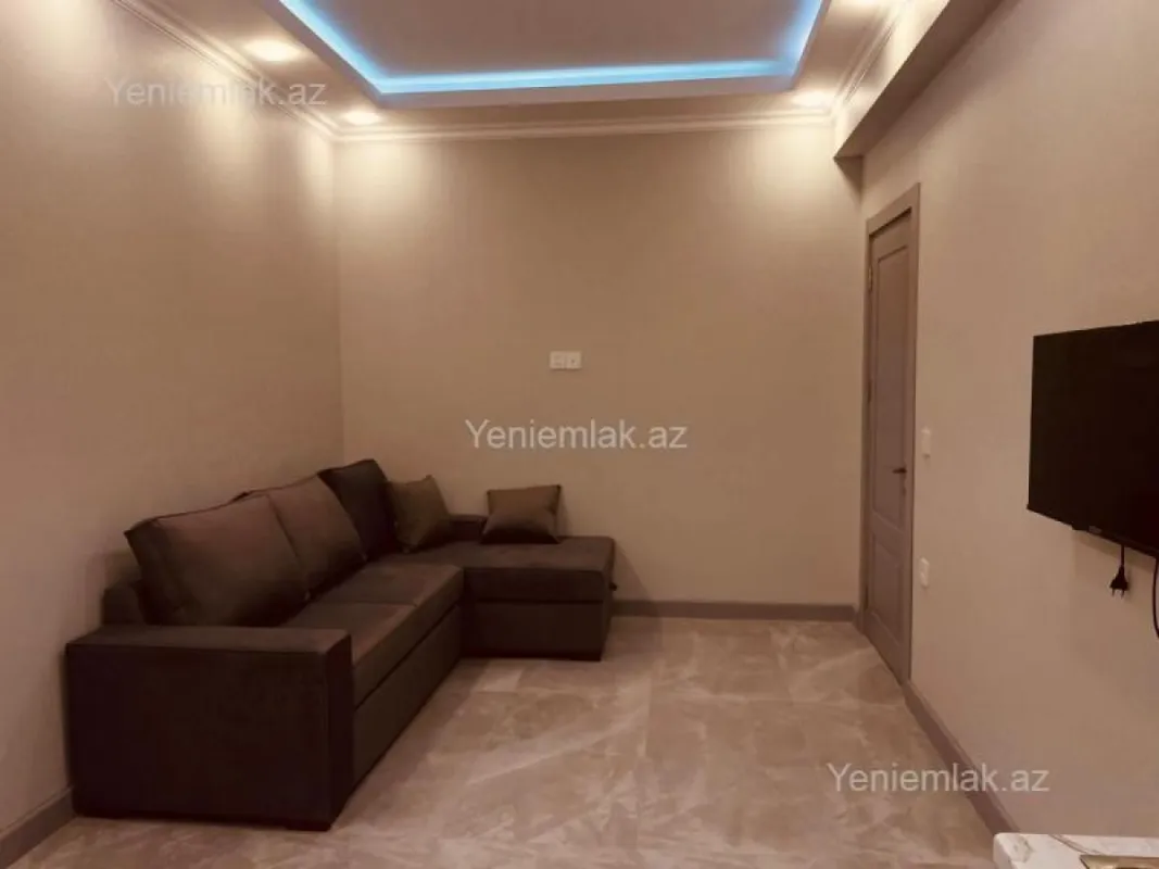 Satılır 2 otaqlı yeni tikili 61 m²