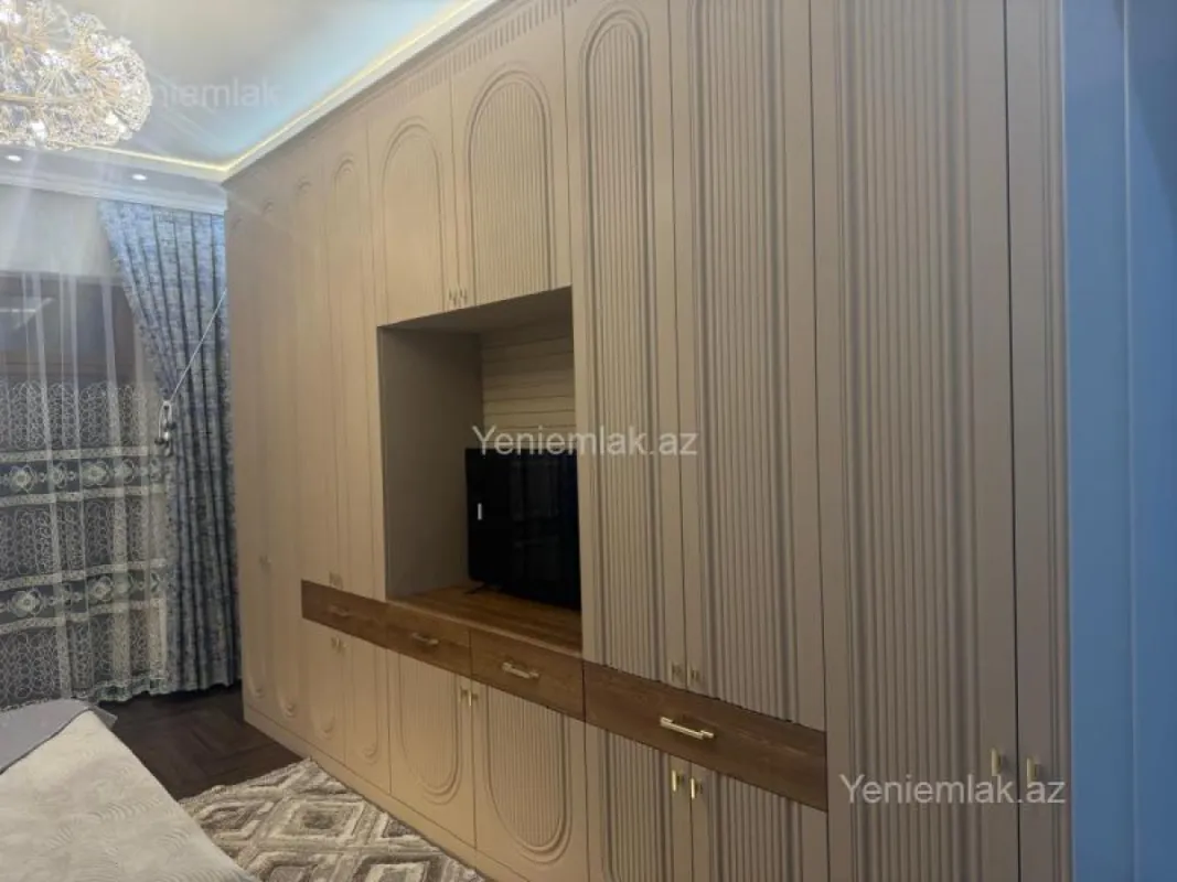 Satılır 3 otaqlı yeni tikili 110.5 m²