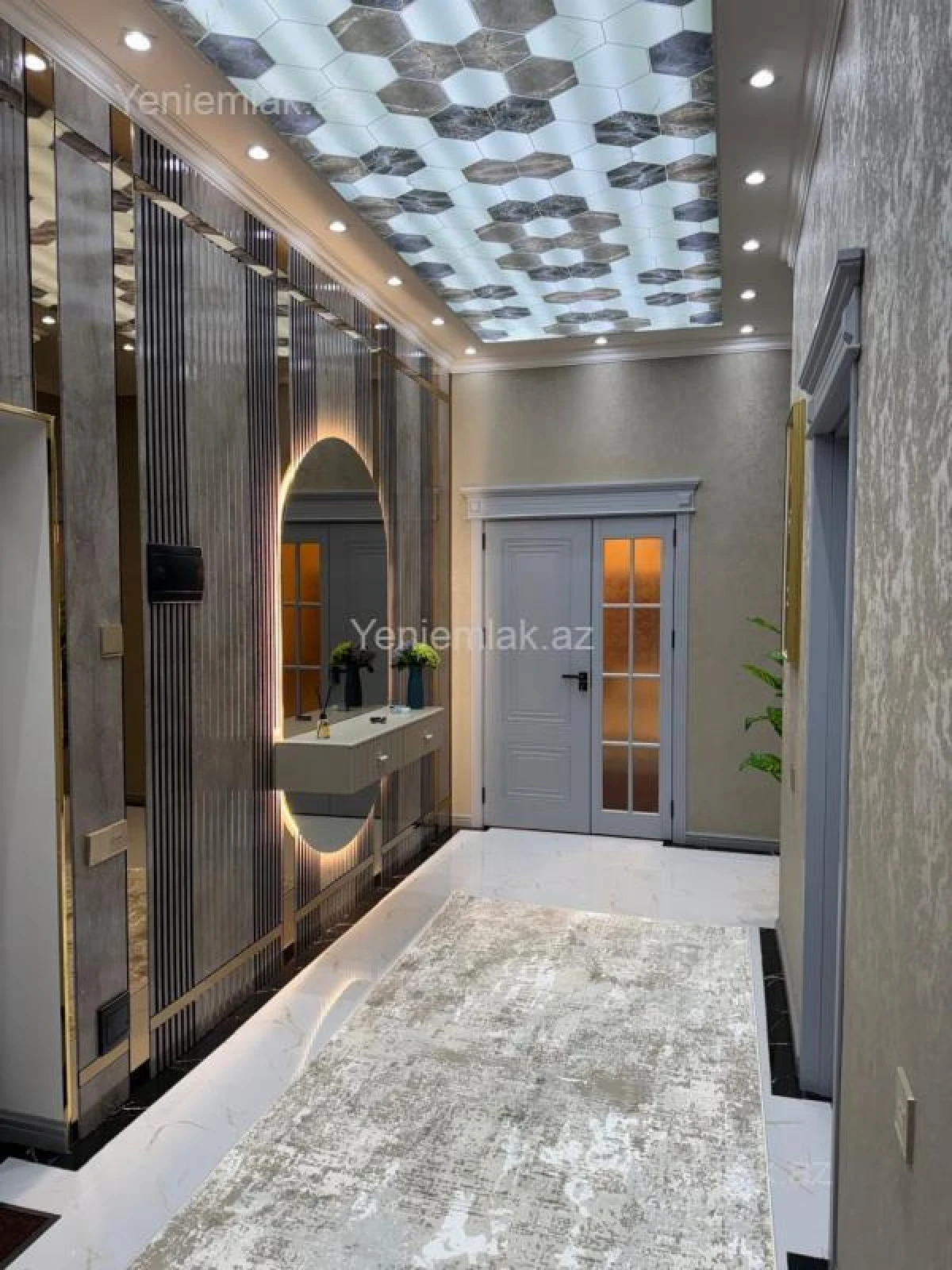 Satılır 3 otaqlı yeni tikili 110.5 m²