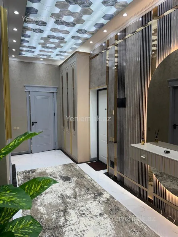 Satılır 3 otaqlı yeni tikili 110.5 m²