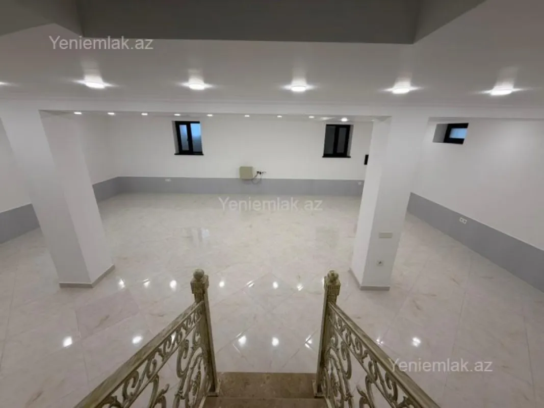 Satılır 6 otaqlı həyət evi 330 m²