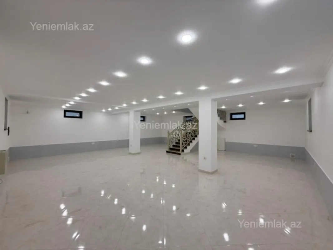 Satılır 6 otaqlı həyət evi 330 m²