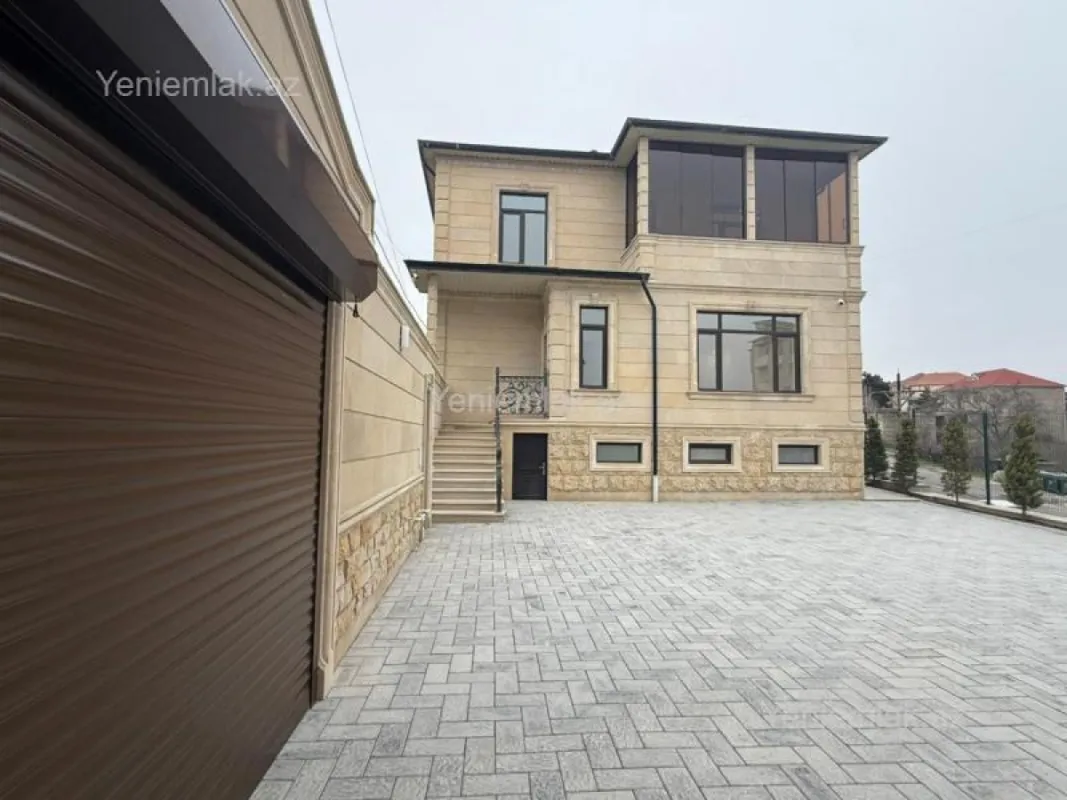 Satılır 6 otaqlı həyət evi 330 m²