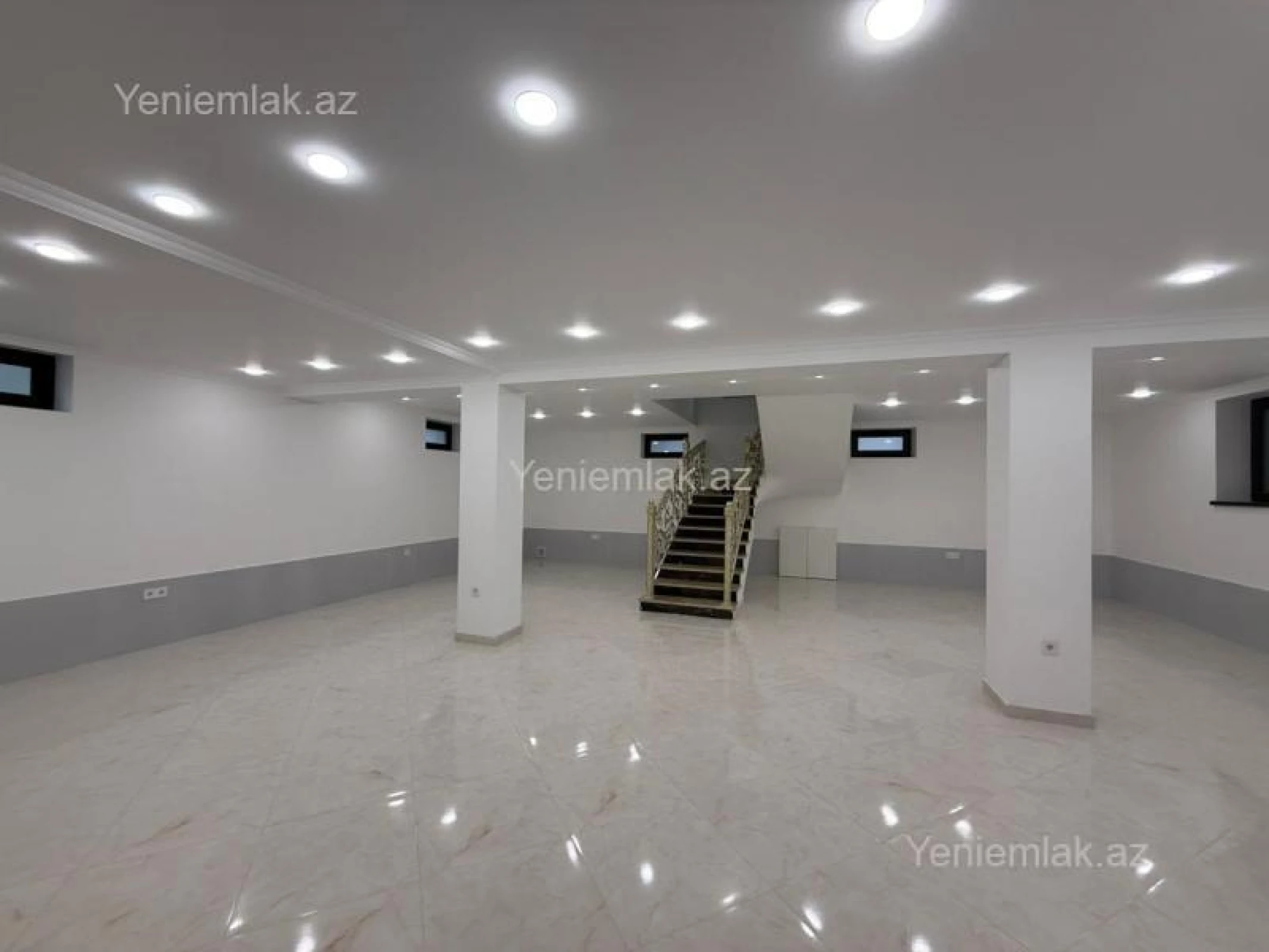 Satılır 6 otaqlı həyət evi 330 m²
