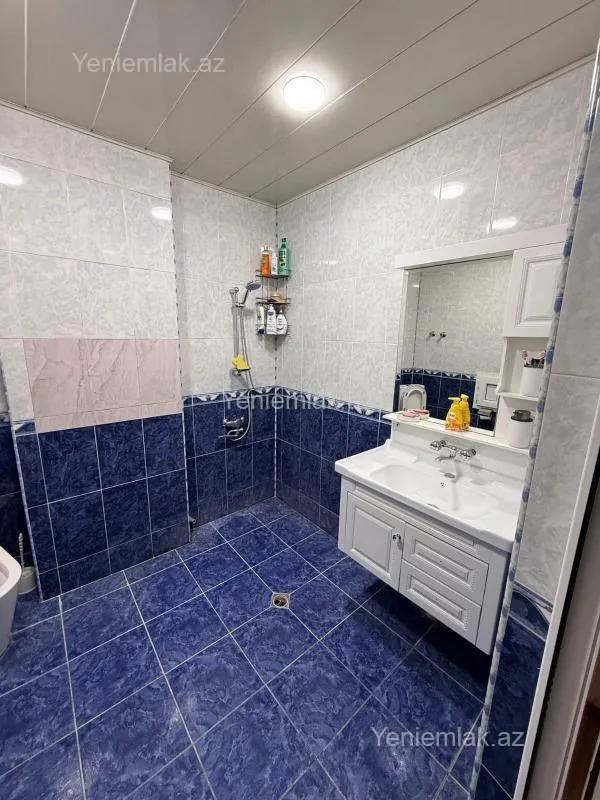 Satılır 2 otaqlı yeni tikili 98 m²