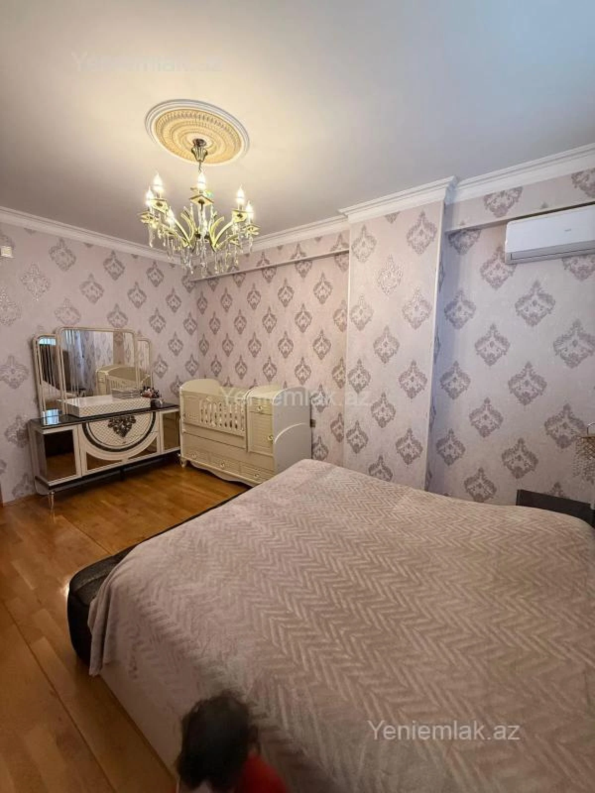Satılır 2 otaqlı yeni tikili 98 m²