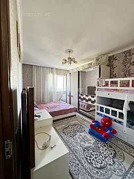 Satılır 2 otaqlı köhnə tikili 65 m²