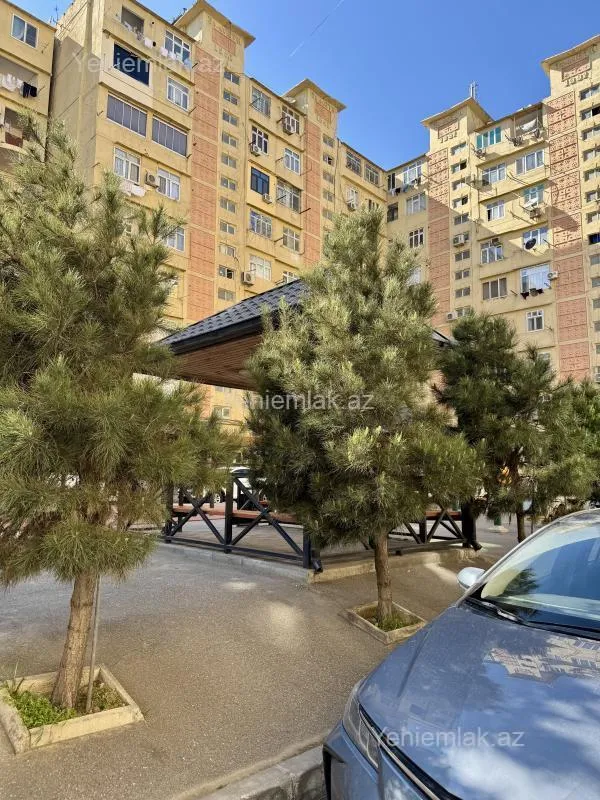 Satılır 2 otaqlı köhnə tikili 65 m²
