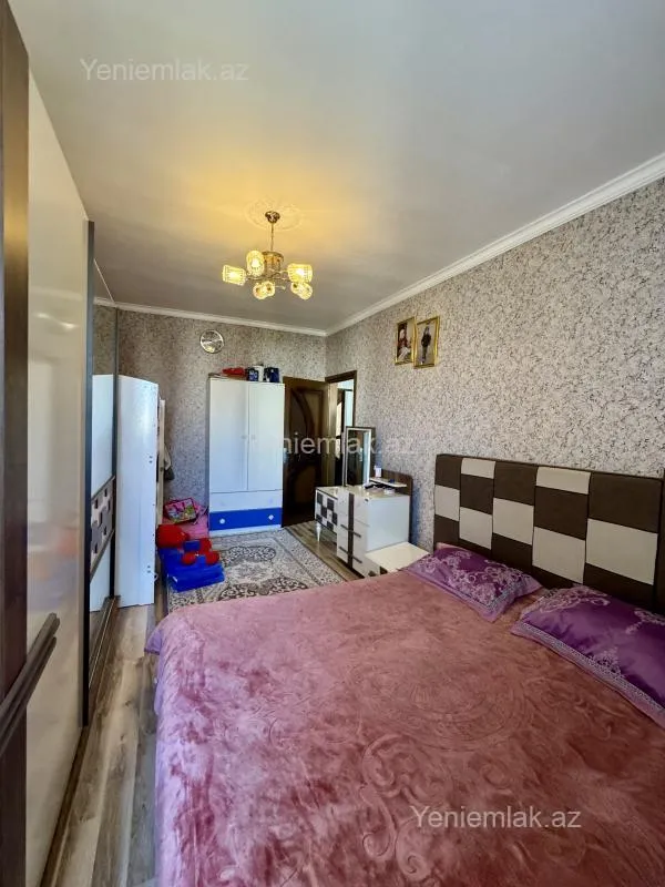 Satılır 2 otaqlı köhnə tikili 65 m²