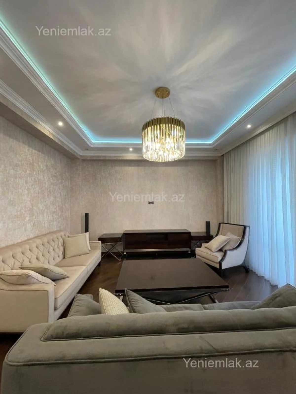 Satılır 3 otaqlı yeni tikili 150 m²