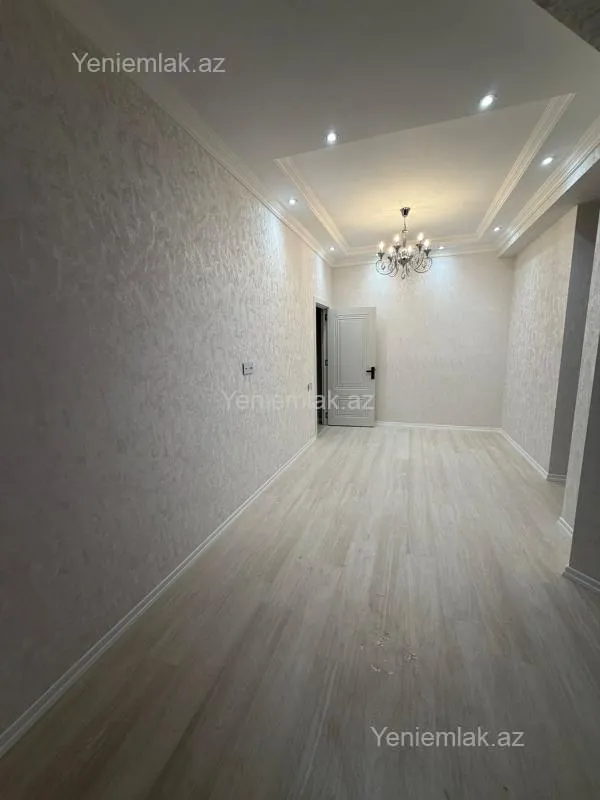 Satılır 3 otaqlı yeni tikili 85 m²