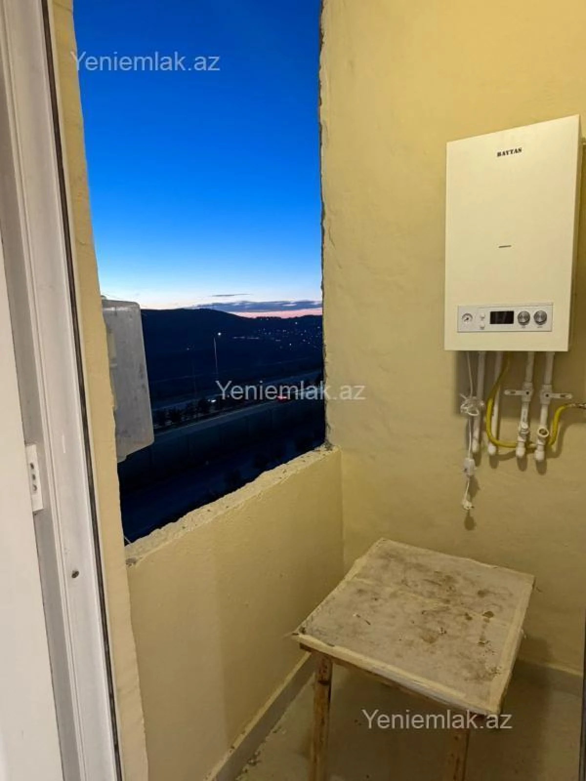 Satılır 3 otaqlı yeni tikili 85 m²