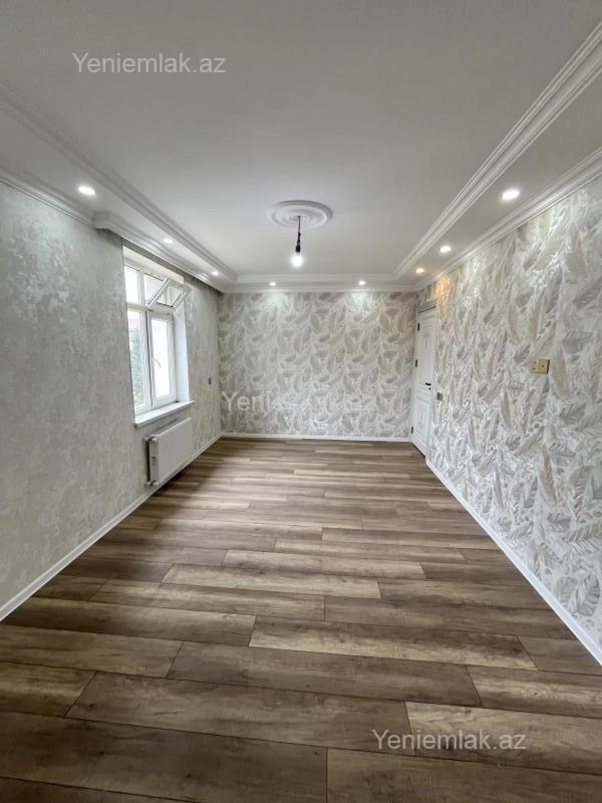 Satılır 1 otaqlı köhnə tikili 54 m²