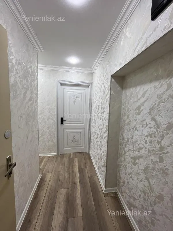 Satılır 1 otaqlı köhnə tikili 54 m²