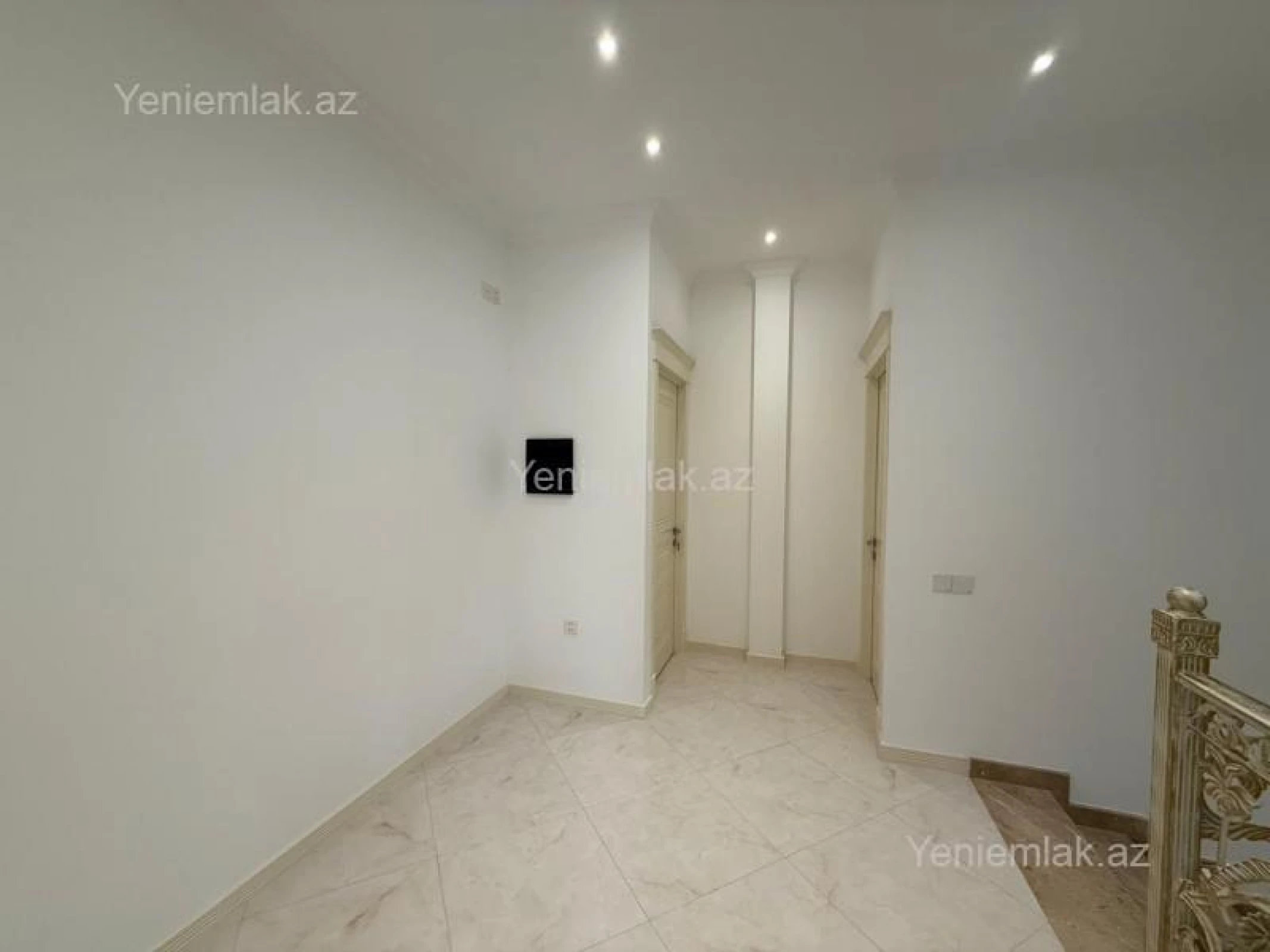 Satılır 6 otaqlı həyət evi 330 m²