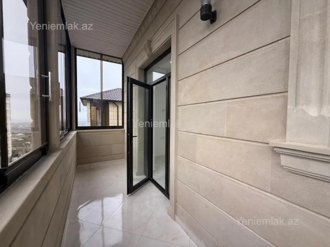 Satılır 6 otaqlı həyət evi 330 m²