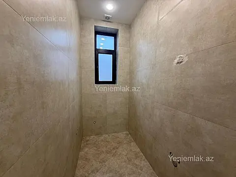 Satılır 6 otaqlı həyət evi 330 m²