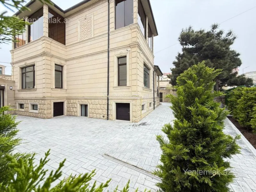Satılır 6 otaqlı həyət evi 330 m²