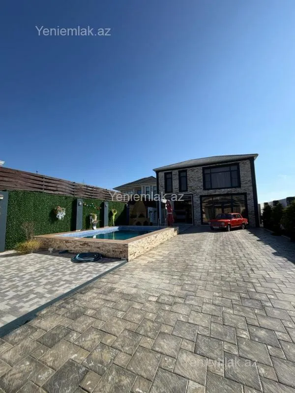 Satılır 4 otaqlı həyət evi 200 m²