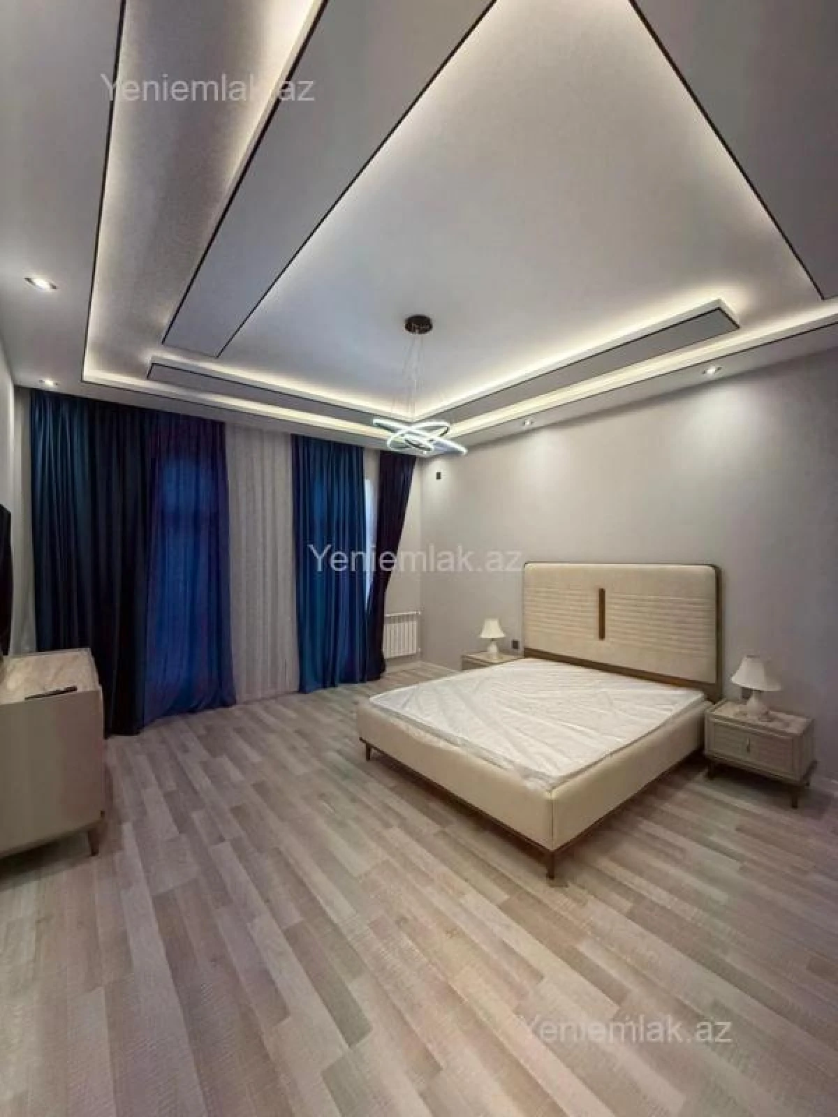 Satılır 4 otaqlı həyət evi 200 m²