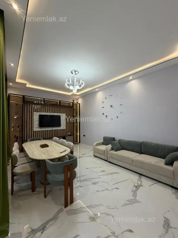 Satılır 4 otaqlı həyət evi 200 m²
