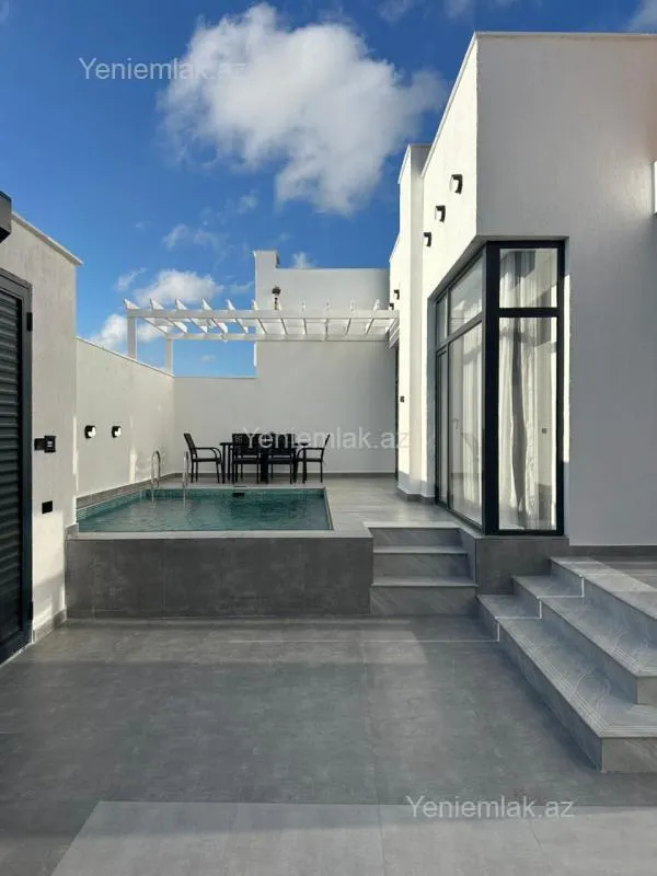 Satılır 4 otaqlı həyət evi 150 m²