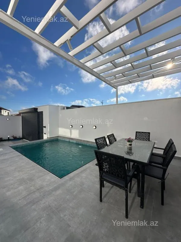 Satılır 4 otaqlı həyət evi 150 m²